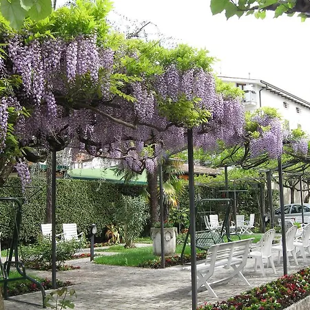 花园酒店