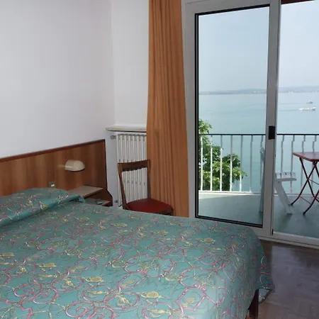 Giardino 3* Sirmione