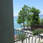Giardino Сирмионе